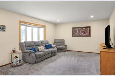 11708 Kentucky Avenue N, Champlin, MN 55316 - Photo 8