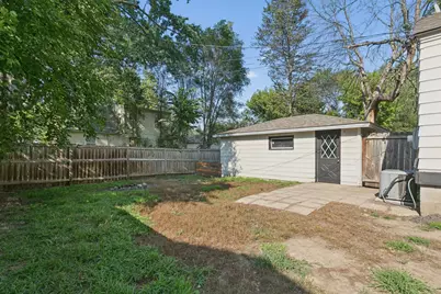 389 Hugo Street NE, Fridley, MN 55432 - Photo 18