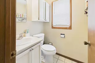 37597 Lakeview Dr, Warroad, MN 56763 - Photo 10