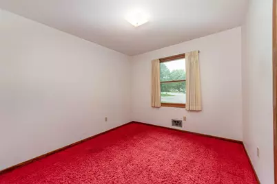 1833 Crestview Drive, New Ulm, MN 56073 - Photo 16