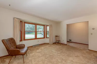 1833 Crestview Drive, New Ulm, MN 56073 - Photo 6