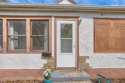 2922 Sheridan Avenue N, Minneapolis, MN 55411 - Photo 2