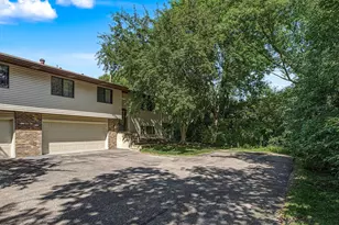 8445 Morgan Ln, Eden Prairie, MN 55347 - Photo 2