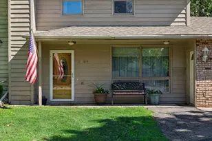 2704 Shawnee Ln, Burnsville, MN 55337 - Photo 4