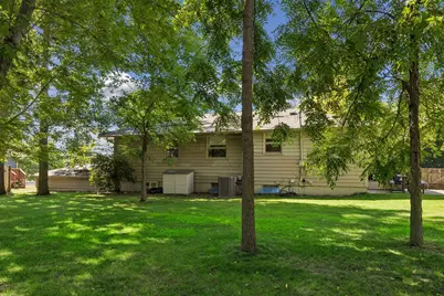 2704 Shawnee Lane, Burnsville, MN 55337 - Photo 38