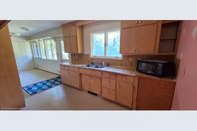 102 Riverview Boulevard, International Falls, MN 56649 - Photo 8