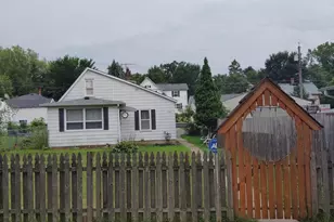 1744 York Ave, Saint Paul, MN 55106 - Photo 1