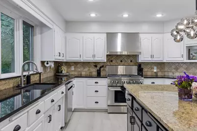 5720 Oakview Lane N, Plymouth, MN 55442 - Photo 20