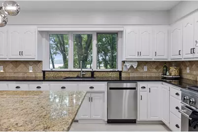 5720 Oakview Lane N, Plymouth, MN 55442 - Photo 22