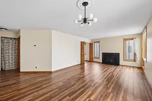 3058 Lake Shore Dr, Minneapolis, MN 55416 - Photo 4