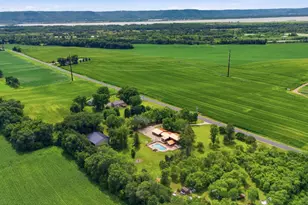 N15648 W Prairie Rd, Trempealeau, WI 54661 - Photo 66