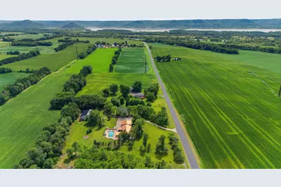 N15648 W Prairie Road, Trempealeau, WI 54661 - Photo 68