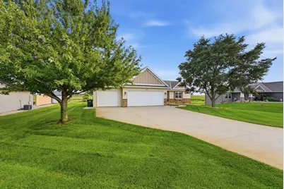 2759 11th Avenue SE, Willmar, MN 56201 - Photo 8