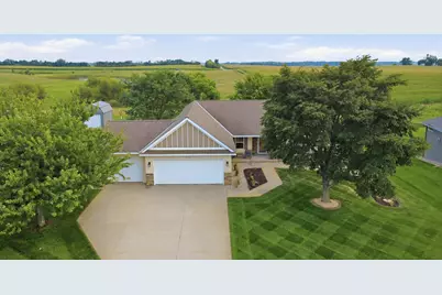 2759 11th Avenue SE, Willmar, MN 56201 - Photo 2
