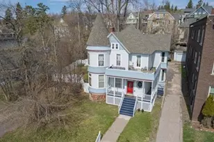 1727 E Superior St, Duluth, MN 55812 - Photo 2