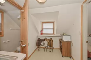1727 E Superior St, Duluth, MN 55812 - Photo 42