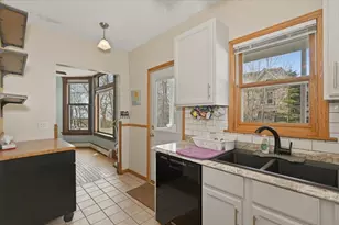 1727 E Superior St, Duluth, MN 55812 - Photo 14