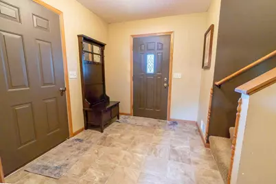 112 Parkside Street, Mankato, MN 56001 - Photo 2