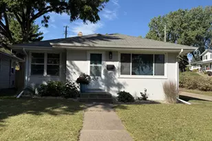 457 18th Ave N, South Saint Paul, MN 55075 - Photo 1