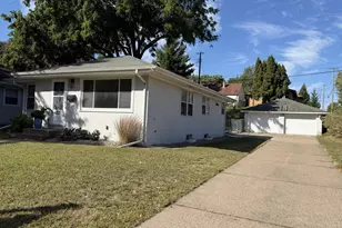 457 18th Ave N, South Saint Paul, MN 55075 - Photo 2
