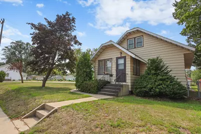 307 23rd Avenue N, Saint Cloud, MN 56303 - Photo 2