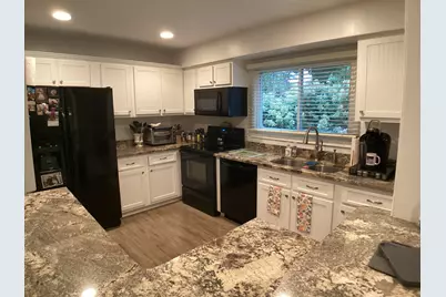 3245 Pilgrim Lane N, Plymouth, MN 55441 - Photo 6