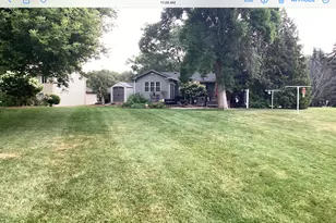 3245 Pilgrim Ln N, Plymouth, MN 55441 - Photo 2
