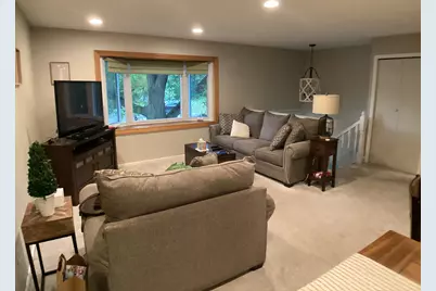 3245 Pilgrim Lane N, Plymouth, MN 55441 - Photo 10