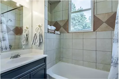 1113 Minnehaha Avenue E, Saint Paul, MN 55106 - Photo 6