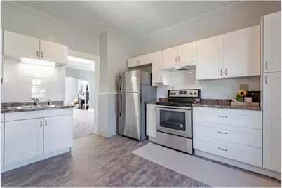 1113 Minnehaha Avenue E, Saint Paul, MN 55106 - Photo 2