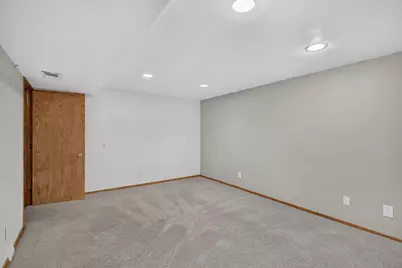 5641 Humboldt Avenue S, Minneapolis, MN 55419 - Photo 14