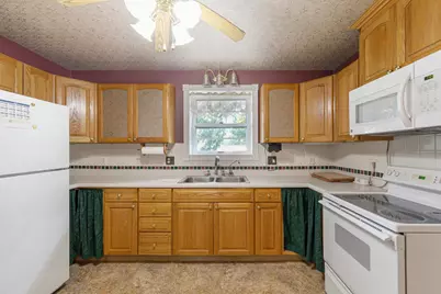 1009 South Street, Jackson, MN 56143 - Photo 10