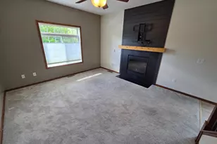 18442 Lafayette Way, Lakeville, MN 55044 - Photo 4