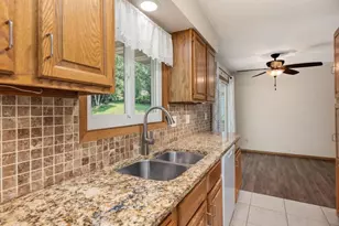 3615 Westmark Dr, Minnetonka, MN 55345 - Photo 12