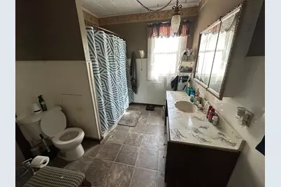 623 Horace Avenue N, Thief River Falls, MN 56701 - Photo 6