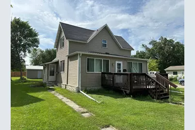 623 Horace Avenue N, Thief River Falls, MN 56701 - Photo 1