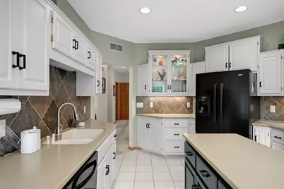 7333 Bolton Way, Inver Grove Heights, MN 55076 - Photo 8