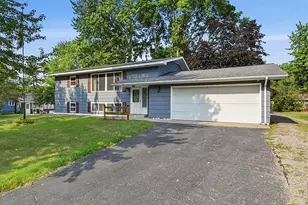967 6th Ave N, Sauk Rapids, MN 56379 - Photo 1