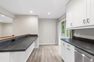 8024 Upton Ave S, Bloomington, MN 55431 - Photo 8