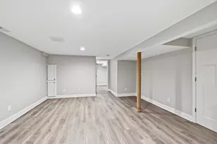 8024 Upton Ave S, Bloomington, MN 55431 - Photo 14