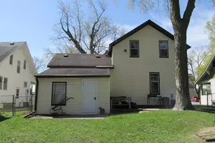 23 6th St NW, Rochester, MN 55901 - Photo 2