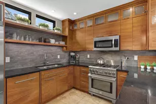 615 W 34th St, Minneapolis, MN 55408 - Photo 18