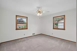 6836 Monroe St NE, Fridley, MN 55432 - Photo 14