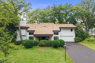 5605 Evergreen Ln N, Plymouth, MN 55442 - Photo 4