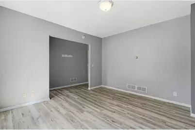 726 Morgan Avenue N, Minneapolis, MN 55411 - Photo 10