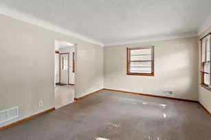 507 10th Ave S, South Saint Paul, MN 55075 - Photo 8