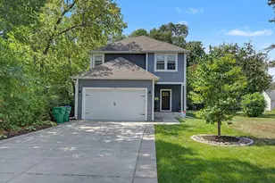 1404 Louisiana Ave S, Saint Louis Park, MN 55426 - Photo 2