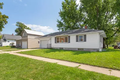 333 1st Street SE, Blooming Prairie, MN 55917 - Photo 4