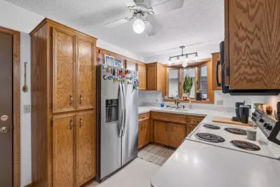 14324 Glenda Drive, Apple Valley, MN 55124 - Photo 12