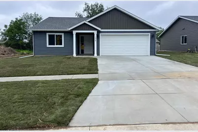 1427 Sunrise Avenue SE, Rochester, MN 55904 - Photo 1
